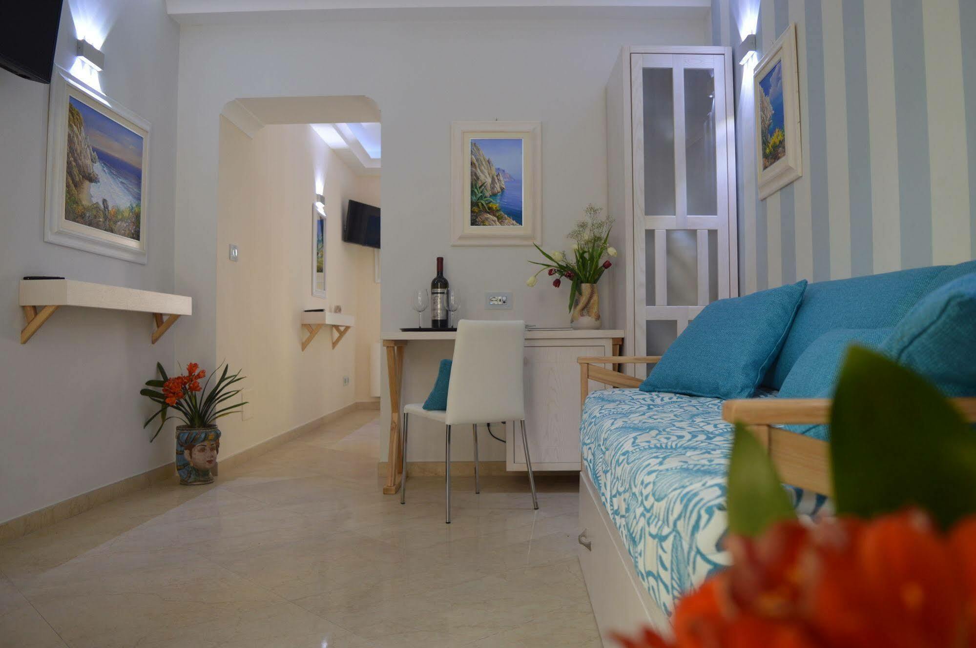 Residenza Donna Giovanna Tropea Bagian luar foto