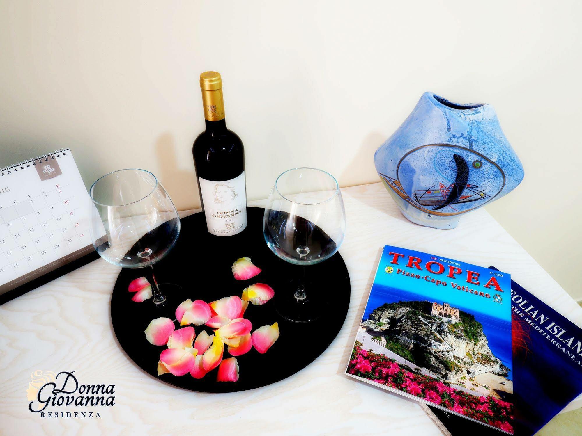 Residenza Donna Giovanna Tropea Bagian luar foto